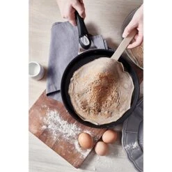 De Buyer Poêle à Crêpe 30 Cm Choc Intense Amovible -Maison Cuisine 111121 2 1 Poele a crepe 30 cm Choc Intense amovible De Buyer