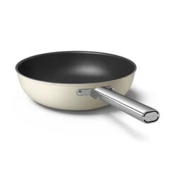 Smeg Wok Aluminium Antiadhésif 30 Cm Crème Mat -Maison Cuisine 116001 2 2 Wok aluminium antiadhesif 30 cm creme mat Smeg