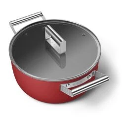 Smeg Faitout Bas Aluminium Antiadhésif 24 Cm Rouge Mat Avec Couvercle Verre Trempé