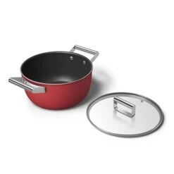 Smeg Faitout Bas Aluminium Antiadhésif 24 Cm Rouge Mat Avec Couvercle Verre Trempé 5 Smeg Faitout Bas Aluminium Antiadhésif 24 Cm Rouge Mat Avec Couvercle Verre Trempé -Maison Cuisine 133003 2 1 Faitout bas aluminium antiadhesif 24 cm rouge mat avec couvercle verre trempe Smeg