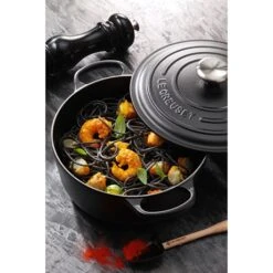 Le Creuset Cocotte Fonte Rond 24 Cm Noir -Maison Cuisine 213178 2 2 Cocotte fonte rond 24 cm noir Le Creuset