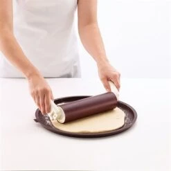 Lekue Moule à Pizza Silicone Perforé 36 Cm -Maison Cuisine 511079 2 2 Moule a pizza silicone perfore 36 cm Lekue