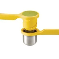 Joseph Joseph Presse Agrumes Helix -Maison Cuisine 670147 2 3 Presse agrumes Helix Joseph Joseph
