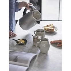 Cuisinart Bouilloire Deux Températures 1,7 L CPK17E 7 Cuisinart Bouilloire Deux Températures 1,7 L CPK17E -Maison Cuisine 70038 3 7 Bouilloire deux temperatures 1 7 L CPK17E Cuisinart