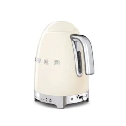 Smeg Bouilloire Crème 1,7 L 2400 W KLF04CREU 7 Smeg Bouilloire Crème 1,7 L 2400 W KLF04CREU -Maison Cuisine 720013 3 8 Bouilloire creme 1 7 L 2400 W KLF04CREU Smeg