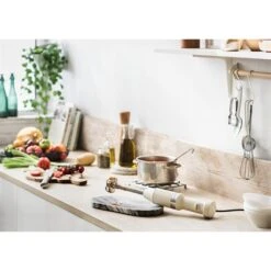 Mixeur Plongeant 5 Vitesses 180 W Crème Kitchenaid 5KHBV83EAC -Maison Cuisine 760151 2 2 Mixeur plongeant 5 vitesses 180 W creme Kitchenaid 5KHBV83EAC Kitchenaid