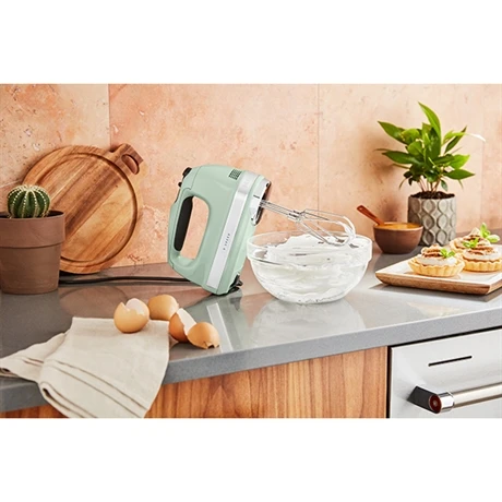 KitchenAid Batteur à Main électrique 9 Vitesses 85 W Vert Pistache 5KHM9212EPT 2 KitchenAid Batteur à Main électrique 9 Vitesses 85 W Vert Pistache 5KHM9212EPT – Image 2