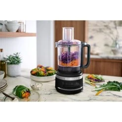 KitchenAid Robot Multifonctions 2,1 L 250 W Noir Onyx 5KFP0921EOB -Maison Cuisine 761102 2 1 Robot multifonctions 2 1 L 250 W noir onyx 5KFP0921EOB Kitchenaid